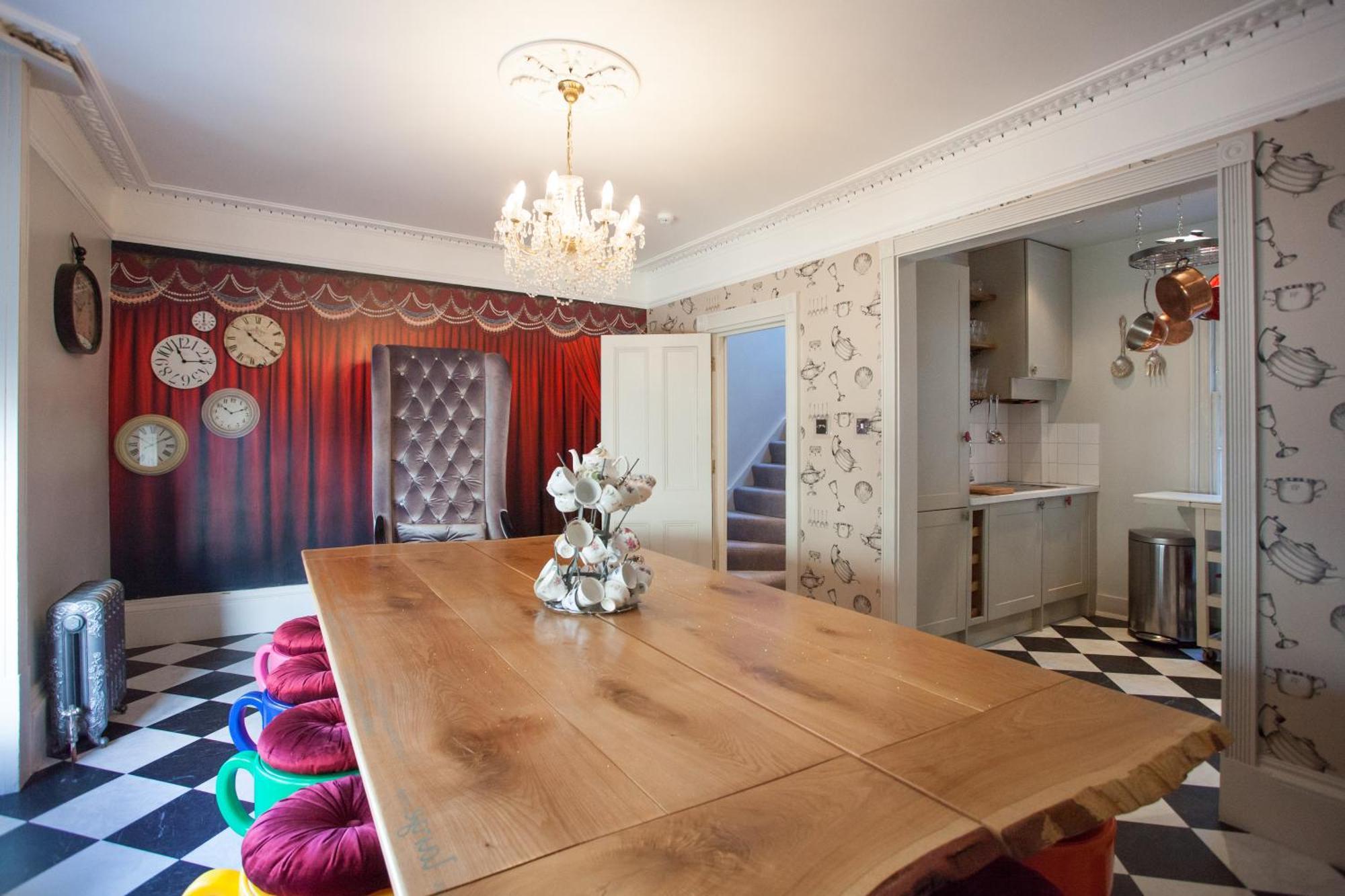 Wonderland House
